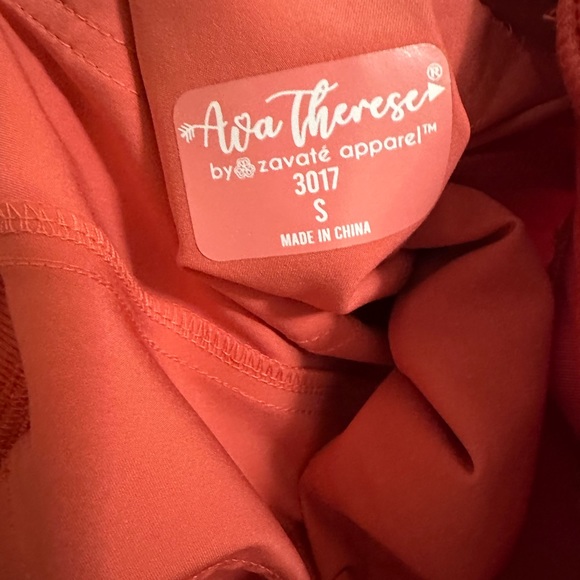 🪸 Ava Therese Synergy Stretch Scrub Set Like New ⭐️ - Picture 6 of 13